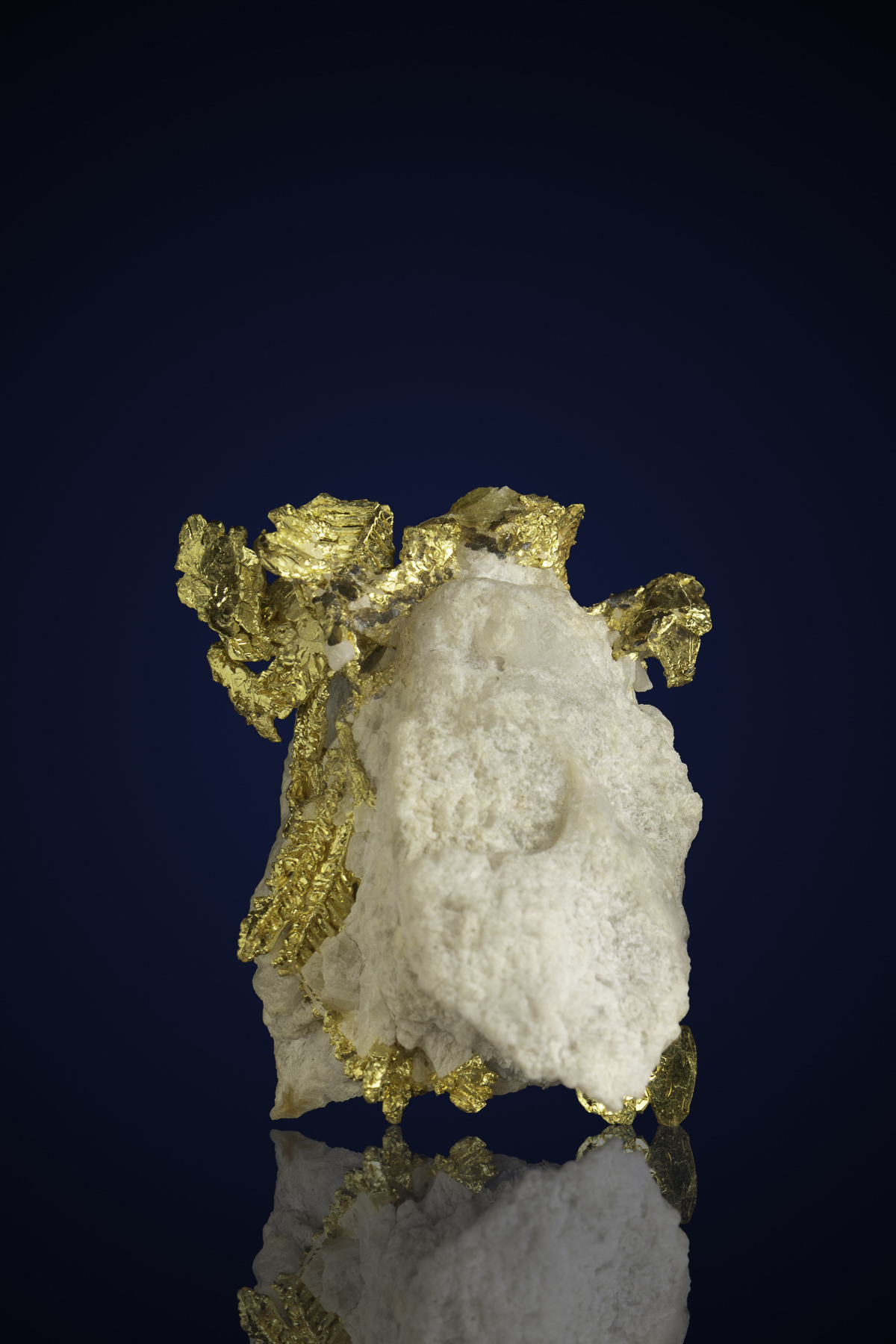 (image for) Spectacular, Unique Natural Gold Nugget with Quartz - Eagle's Nest Gold Mine, CA - 44.70 grams